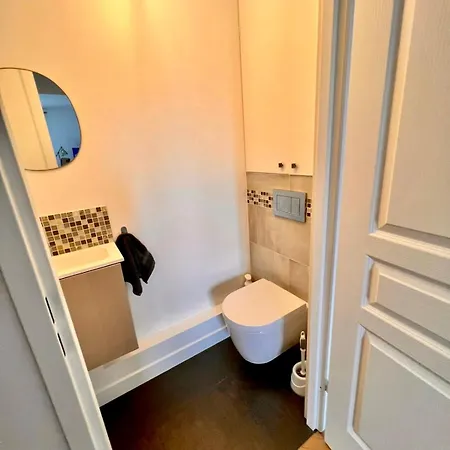 Cosy Nest 6km From Paris Le Plessis-Robinson