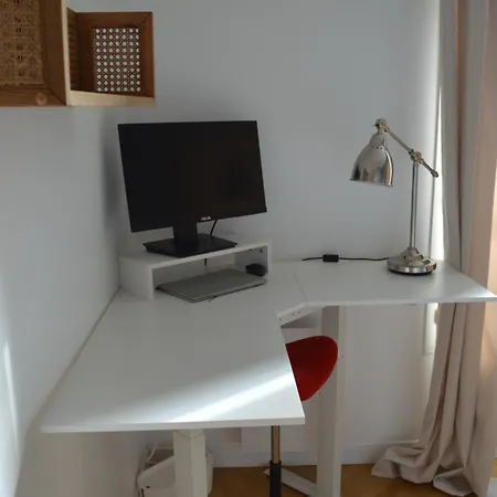 Διαμέρισμα Cosy Nest 6km From Paris Le Plessis-Robinson